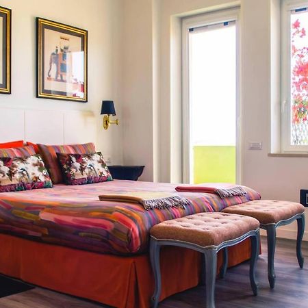 Eleventh Floor Suites Cagliari Bagian luar foto