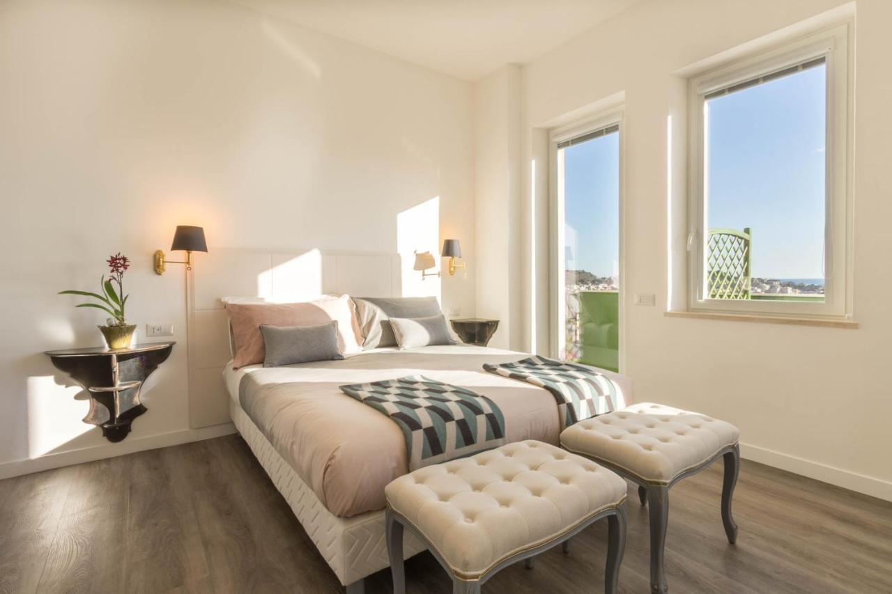 Eleventh Floor Suites Cagliari Bagian luar foto