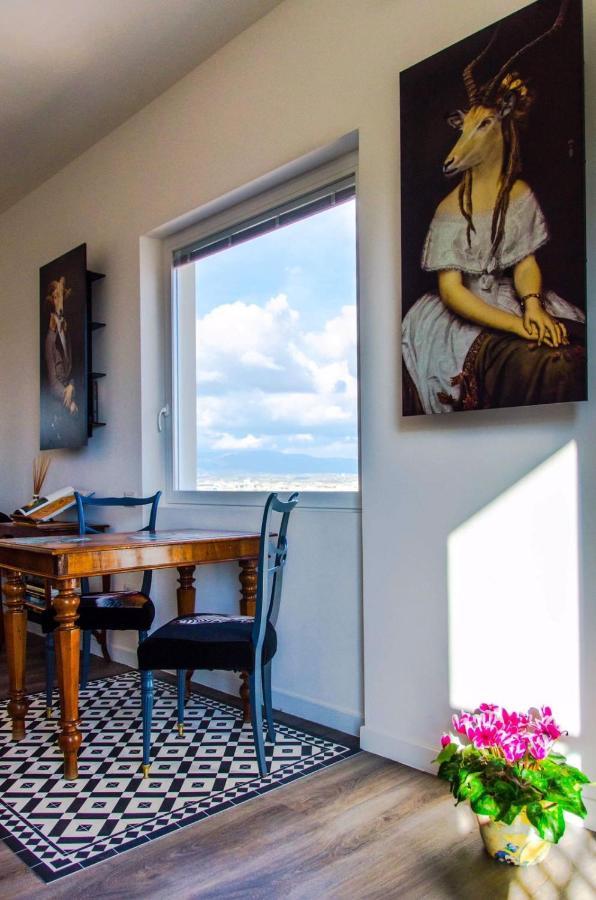 Eleventh Floor Suites Cagliari Bagian luar foto