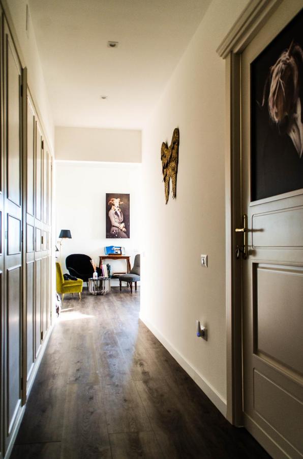Eleventh Floor Suites Cagliari Bagian luar foto