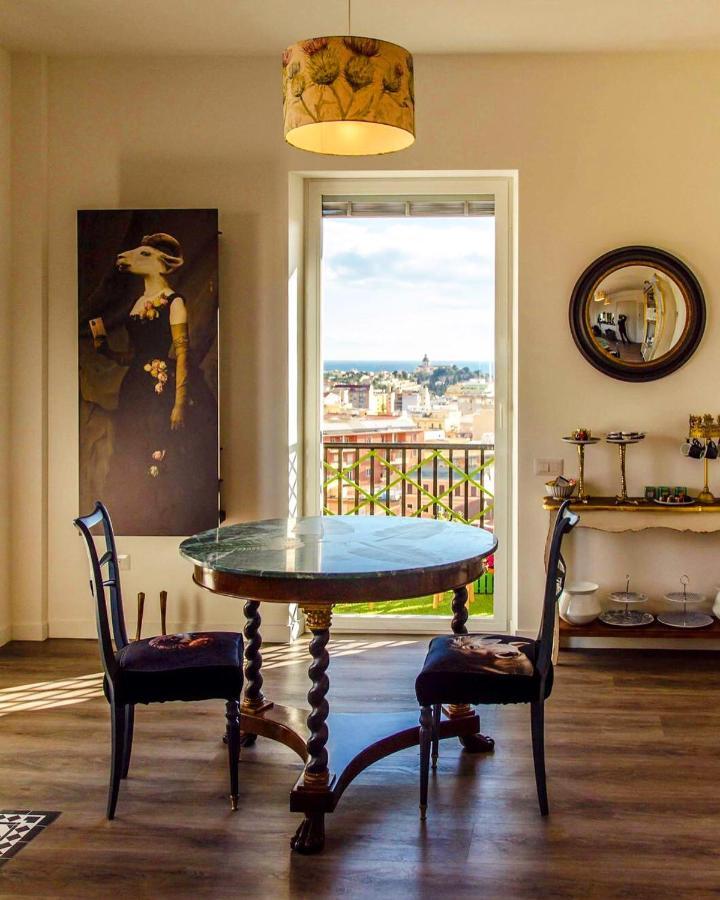 Eleventh Floor Suites Cagliari Bagian luar foto