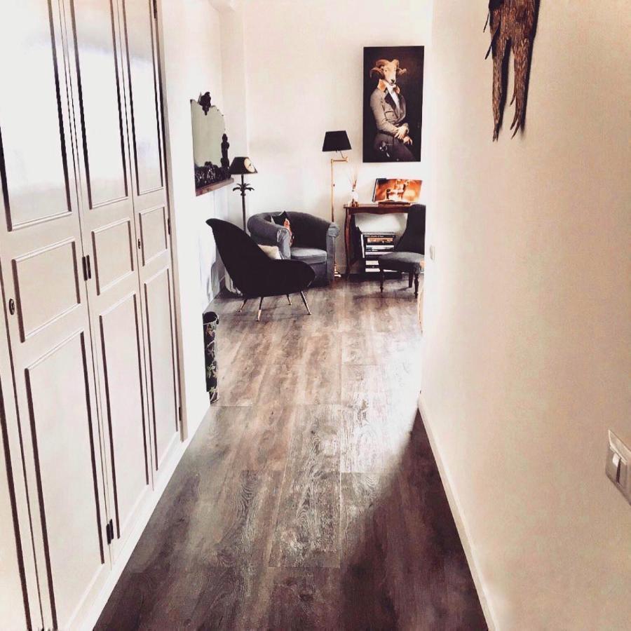Eleventh Floor Suites Cagliari Bagian luar foto
