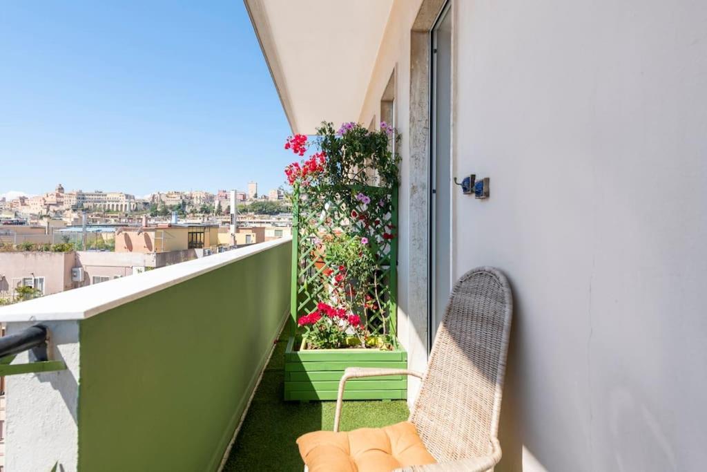 Eleventh Floor Suites Cagliari Bagian luar foto