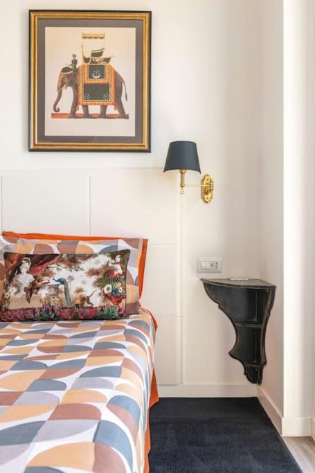 Eleventh Floor Suites Cagliari Bagian luar foto