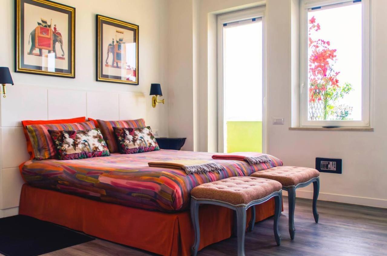Eleventh Floor Suites Cagliari Bagian luar foto